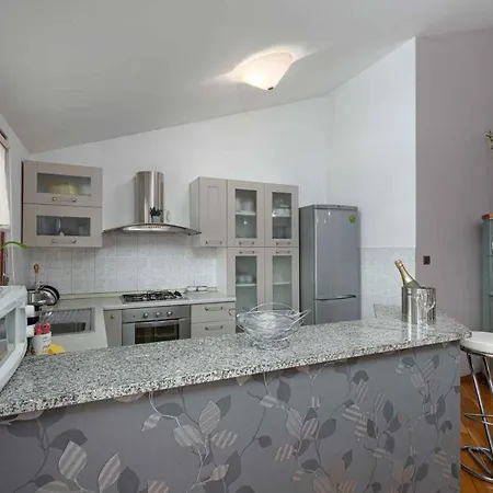 In Porec/istrien 10437 Пореч
