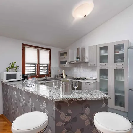 In Porec/istrien 10437 Пореч